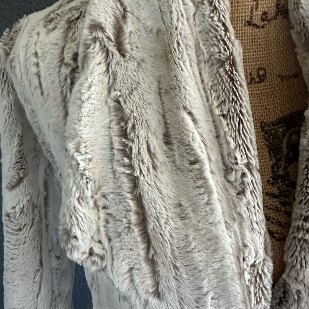 Vine Street Faux Rabbit Fur Coat Made in USA NWT L Plush Jacket - Picture 4 of 11